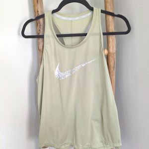 Nike Dri Fit Top M